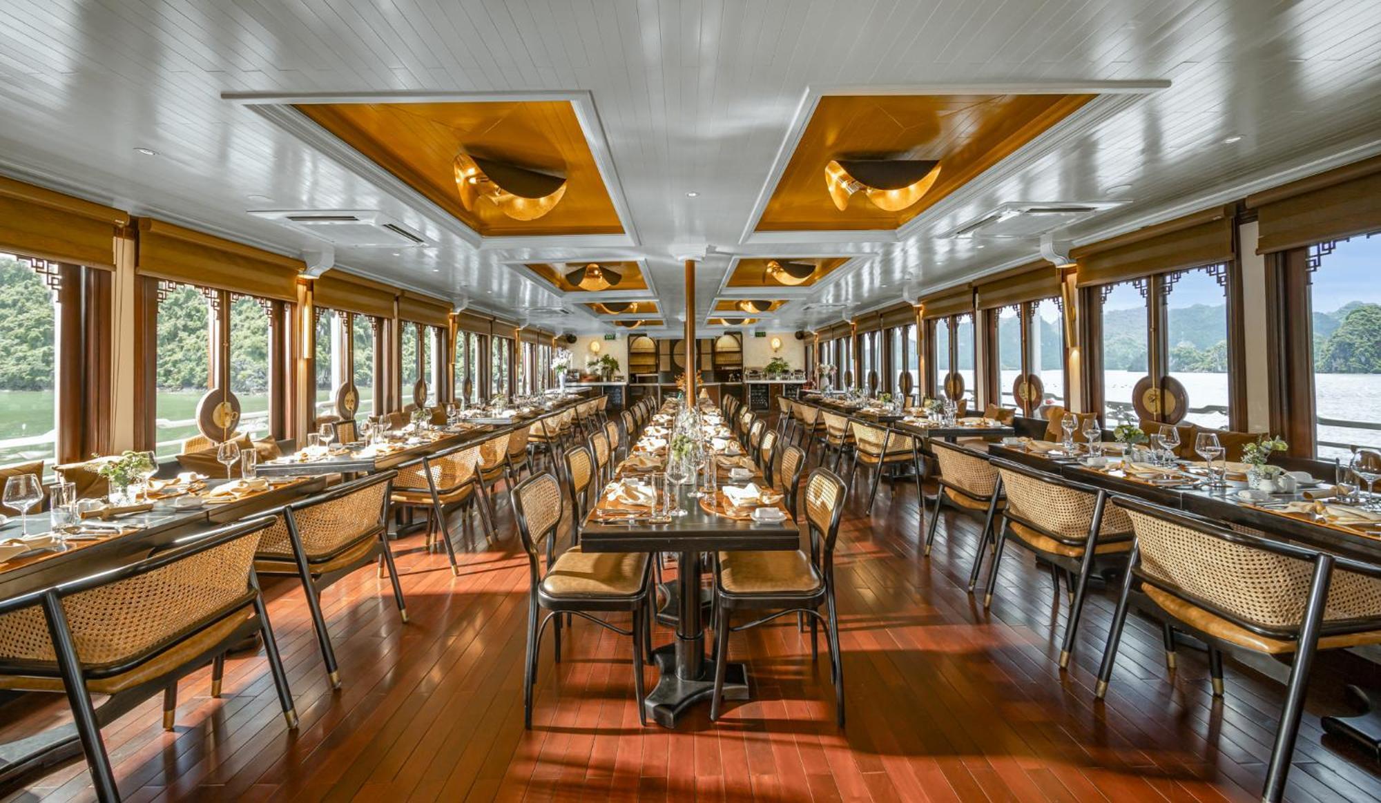 Hotel The Au Co Cruise - Managed By Bhaya Cruise Ha Long Exterior foto