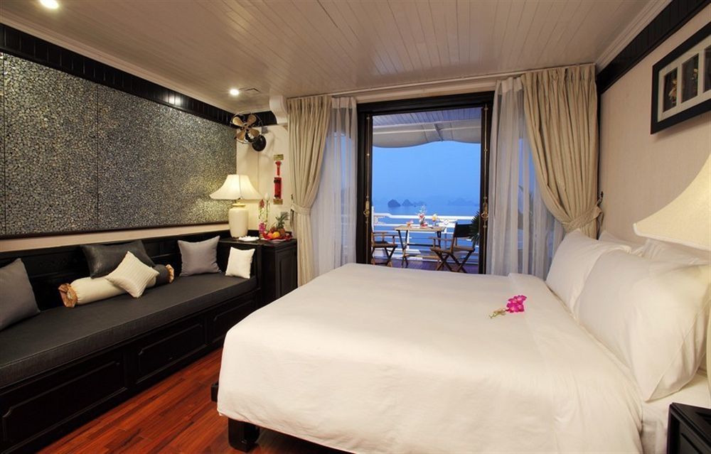 Hotel The Au Co Cruise - Managed By Bhaya Cruise Ha Long Exterior foto